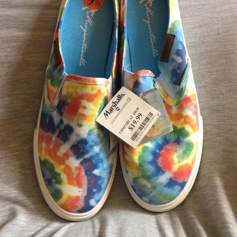 tiedyed canvas mules NWTs.Run small. more a 8.5/9